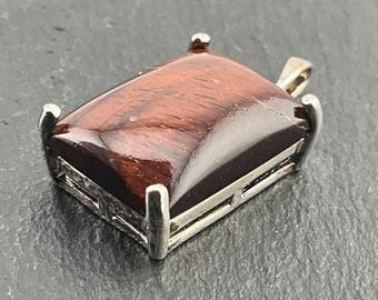 Vintage Tiger's Eye Cabochon Sterling Silver Pendant Necklace