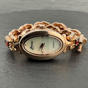 Vintage Garnet Watches - Etsy display picture 1