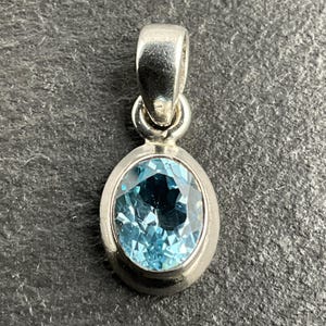 Vintage Topaz Oval Sterling Silver Pendant Necklace