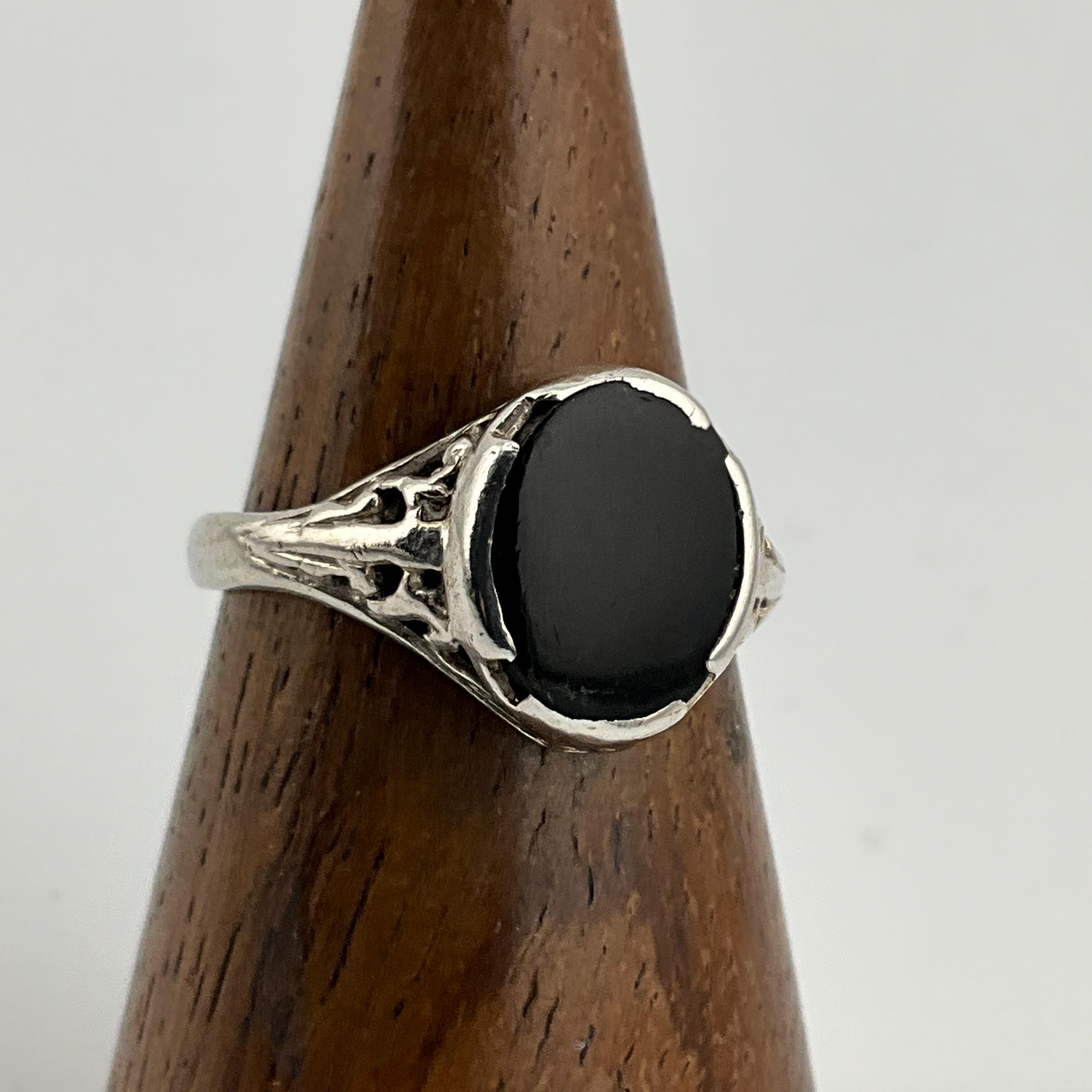 Vintage Black Onyx Sterling Silver Ring, UK Size N, US Size 6 1/2