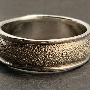 Vintage Sterling Silver Textured Band Ring, UK Size M, US Size 6, EU Size 51 1/2