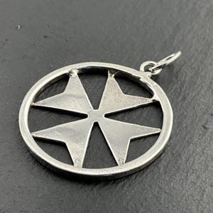 Vintage Maltese Cross Sterling Silver Pendant Necklace