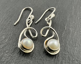 Boucles D'oreilles Pendantes Vintage Modernistes - Années 70/80 - Occasion