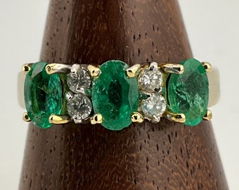 Vintage 18ct Gold Diamond & Emerald Ring, UK Size P1/2, US Size 7 3/4, EU Size 56