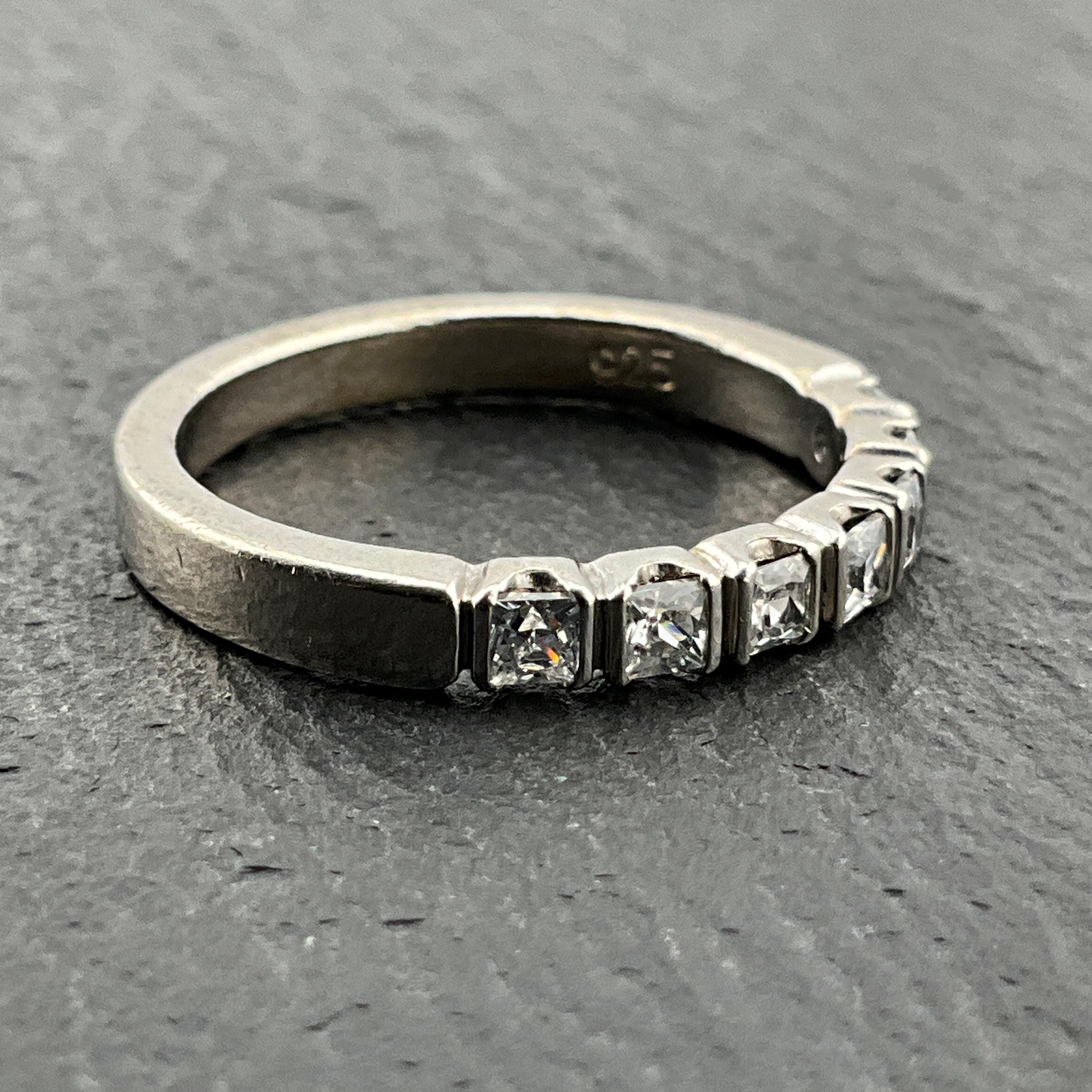 大特価 Vintage Cubic Zirconia Sterling Silver Half Eternity Band アクセサリー
