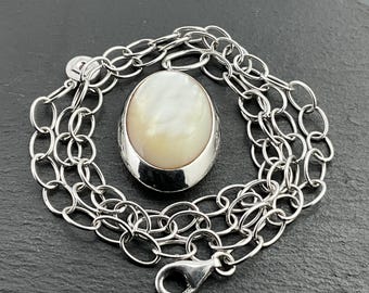 Echte ELLE lange sterlingzilveren ketting met parelmoer en robijn