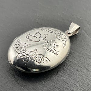 Vintage Sterling Silver Engraved Floral Oval Locket Pendant