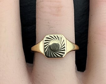 Vintage 9ct Gold Onyx Signet Ring, UK Size M, US Size 6, EU Size 51 1/2