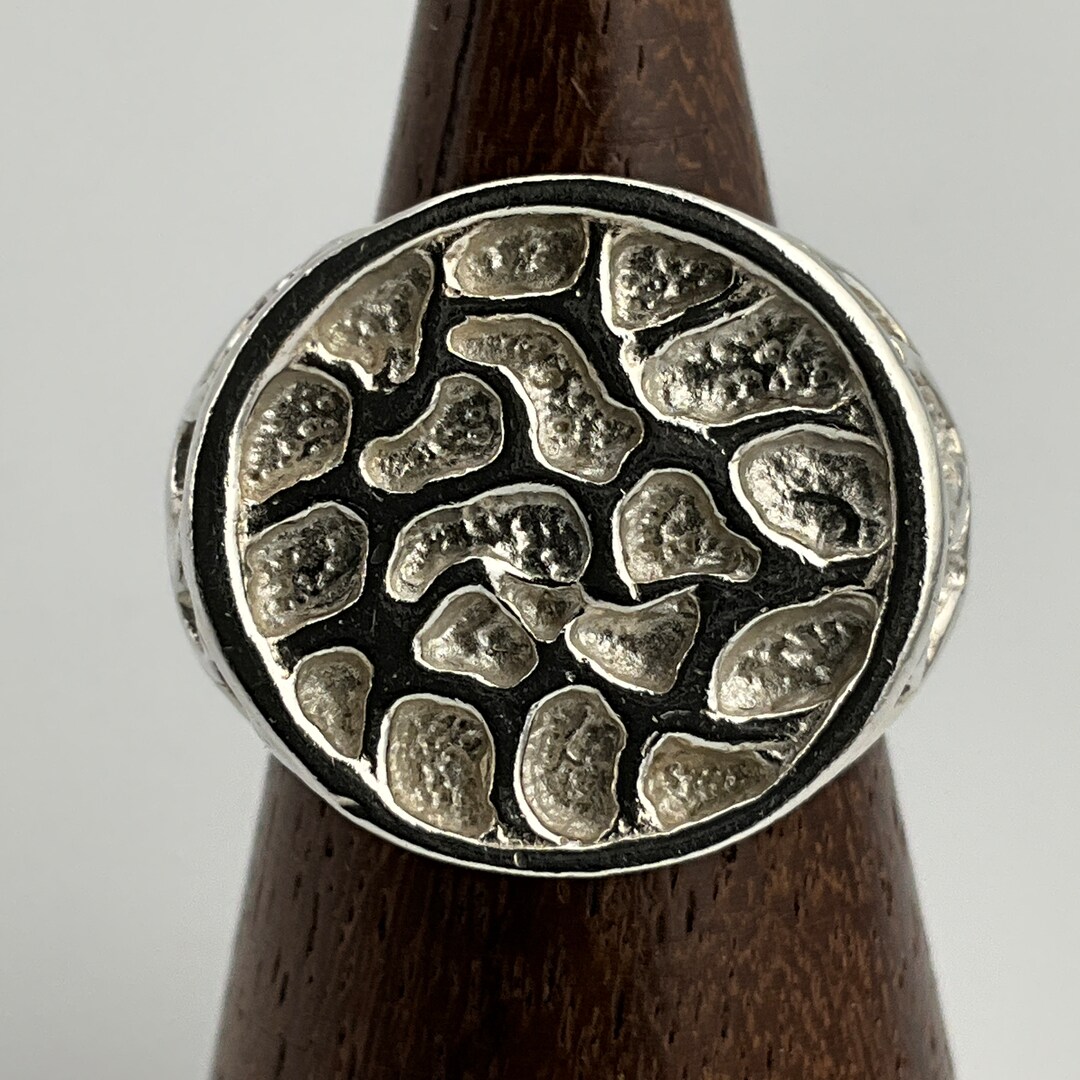 Vintage Heavy Sterling Silver Chunky Textured Signet Ring, UK Size M ...