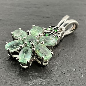 Vintage Green Sapphire & Diopside Flower Cluster Sterling Silver Pendant Necklace