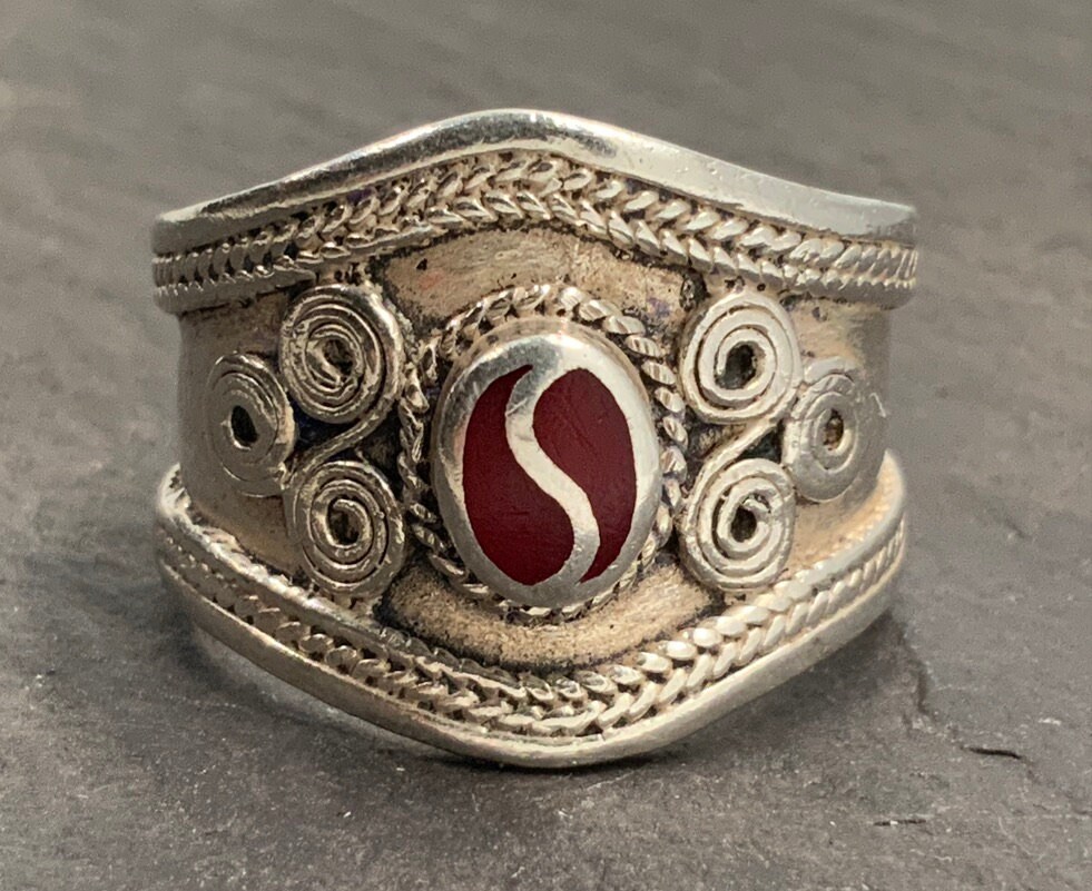 Vintage Celtic Pearl Sterling Silver Ring, UK Size R, US Size 8 3/4, EU Size 58 1/2