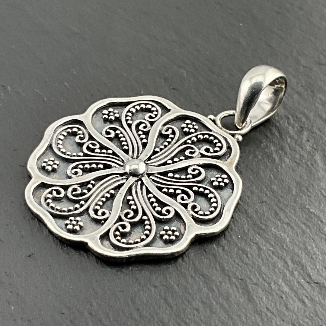 Vintage Sterling Silver Floral Pendant Necklace - Etsy