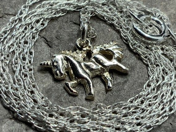 Vintage Sterling Silver Petite Unicorn Pendant Ne… - image 2