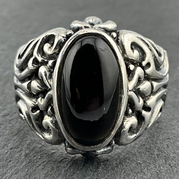 Vintage Scroll Black Onyx Sterling Silver Statement Ring, UK Size V, US Size 10 3/4, EU Size 63 1/4