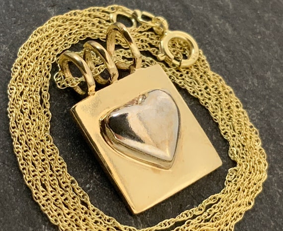 9ct Yellow Gold Engravable Heart Disc Pendant | Buy Online | Free and Fast  UK Insured Delivery