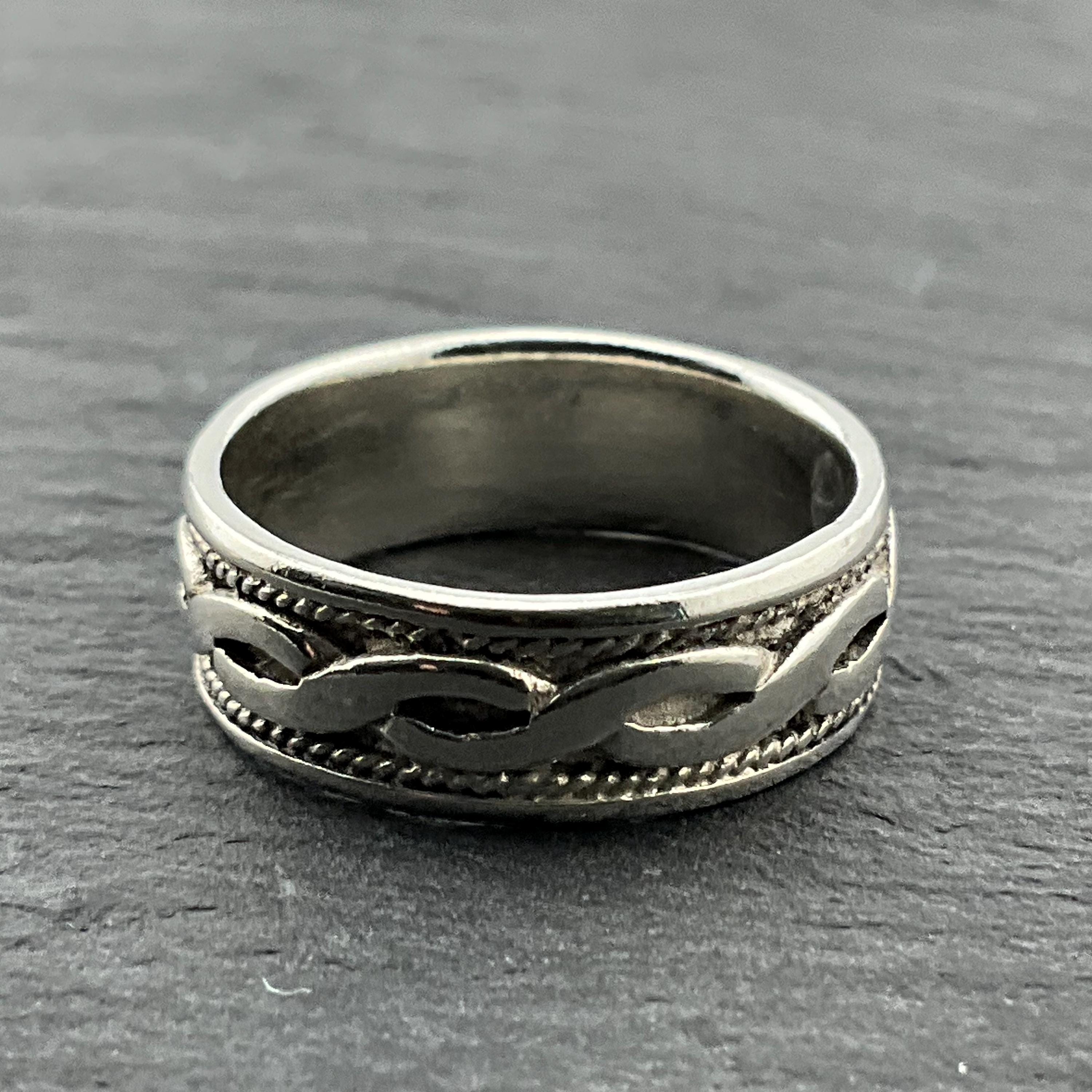 ヴィンテージ スターリングシルバー ツイスト バンド リング、UK