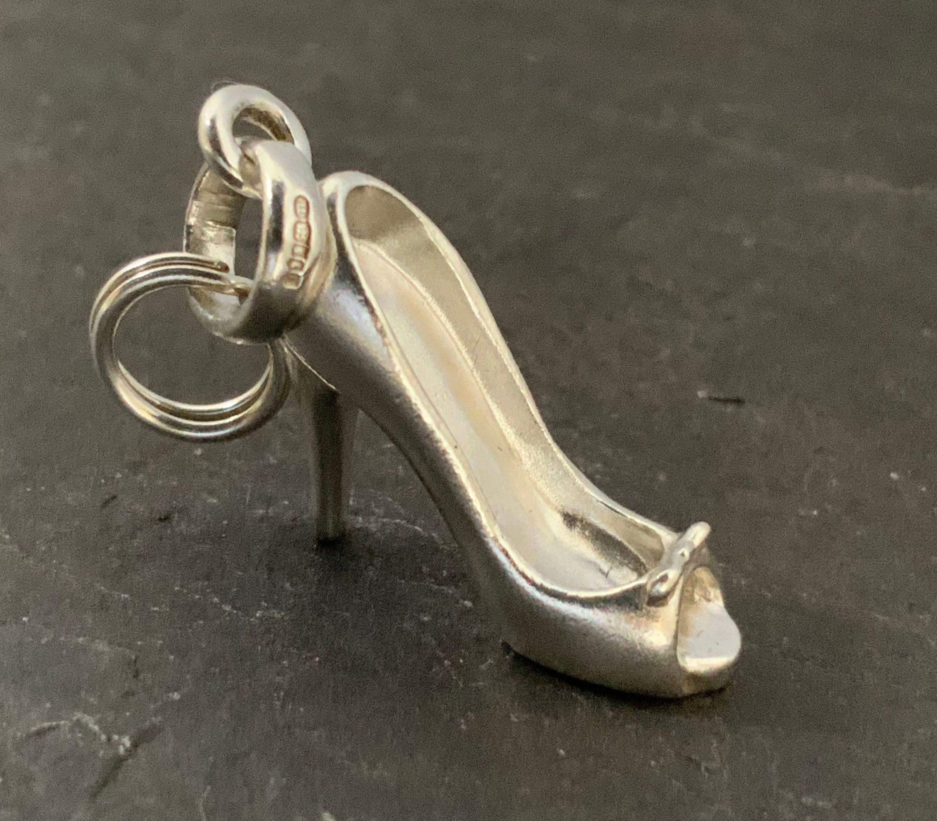 Links of london shoe best sale charm