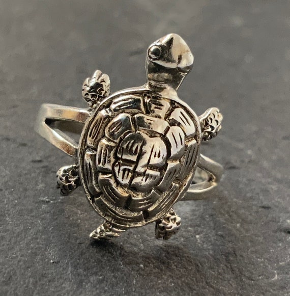 Turtle statement ring deals