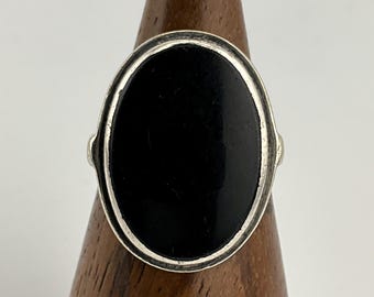 Classic 1970s Retro Black Onyx & Diamond Lace Halo Statement Ring