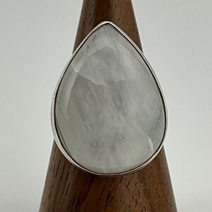 Bague tendance vintage en argent sterling avec pierre de lune arc-en-ciel, taille britannique P, taille américaine 7 1/2, taille européenne 55 1/4