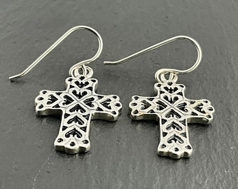 Boucles d'oreilles pendantes vintage en argent sterling avec croix celtique