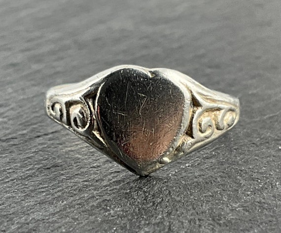 Bague chevaliere vintage en forme de coeur en argent sterling taille britannique I taille americaine 4 1 4 taille europeenne 47 1 4 Etsy France
