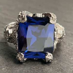 Vintage Blue Cubic Zirconia Sterling Silver Ring, UK Size L, US Size 5 1/2, EU Size 50 3/4