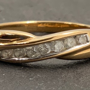 Vintage 18ct Gold Diamond Twist Ring, Size R