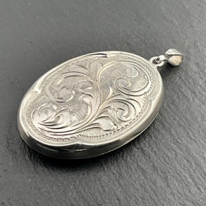 Vintage Sterling Silver Engraved Floral Oval Locket Pendant