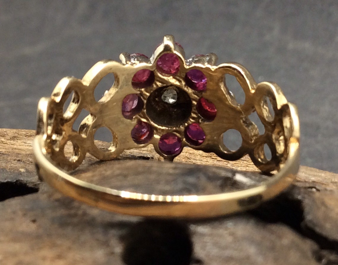 Vintage 9ct Gold Ruby Diamond Cluster Flower Ring Size O | Etsy