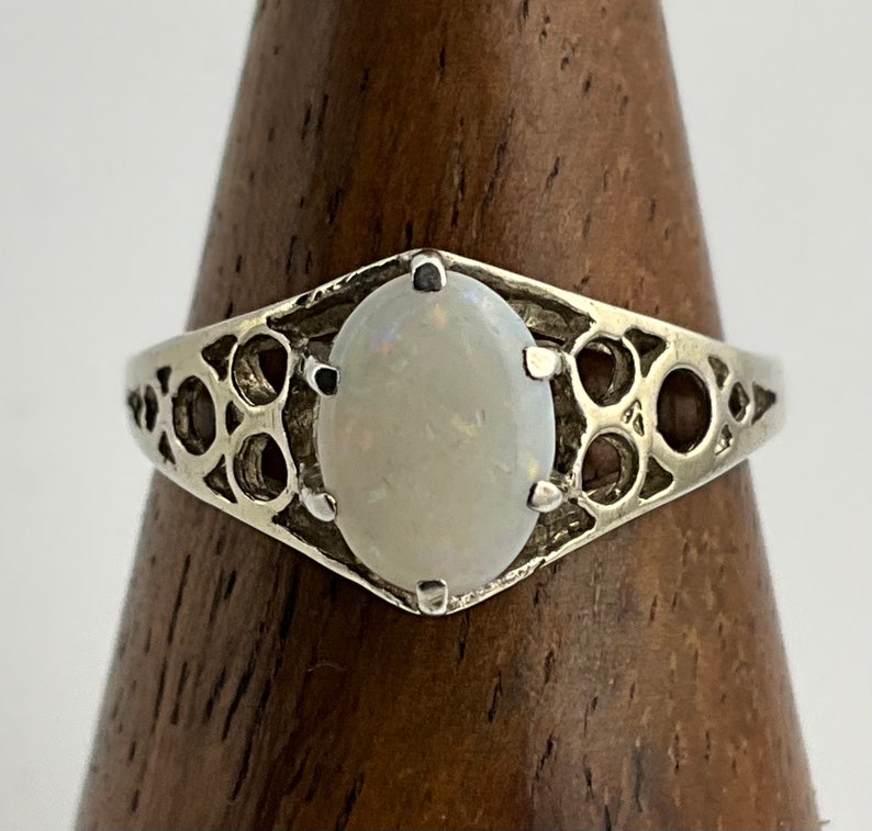 Vintage Opal Solitaire Sterling Silver Statement Ring, UK Size K1/2, US