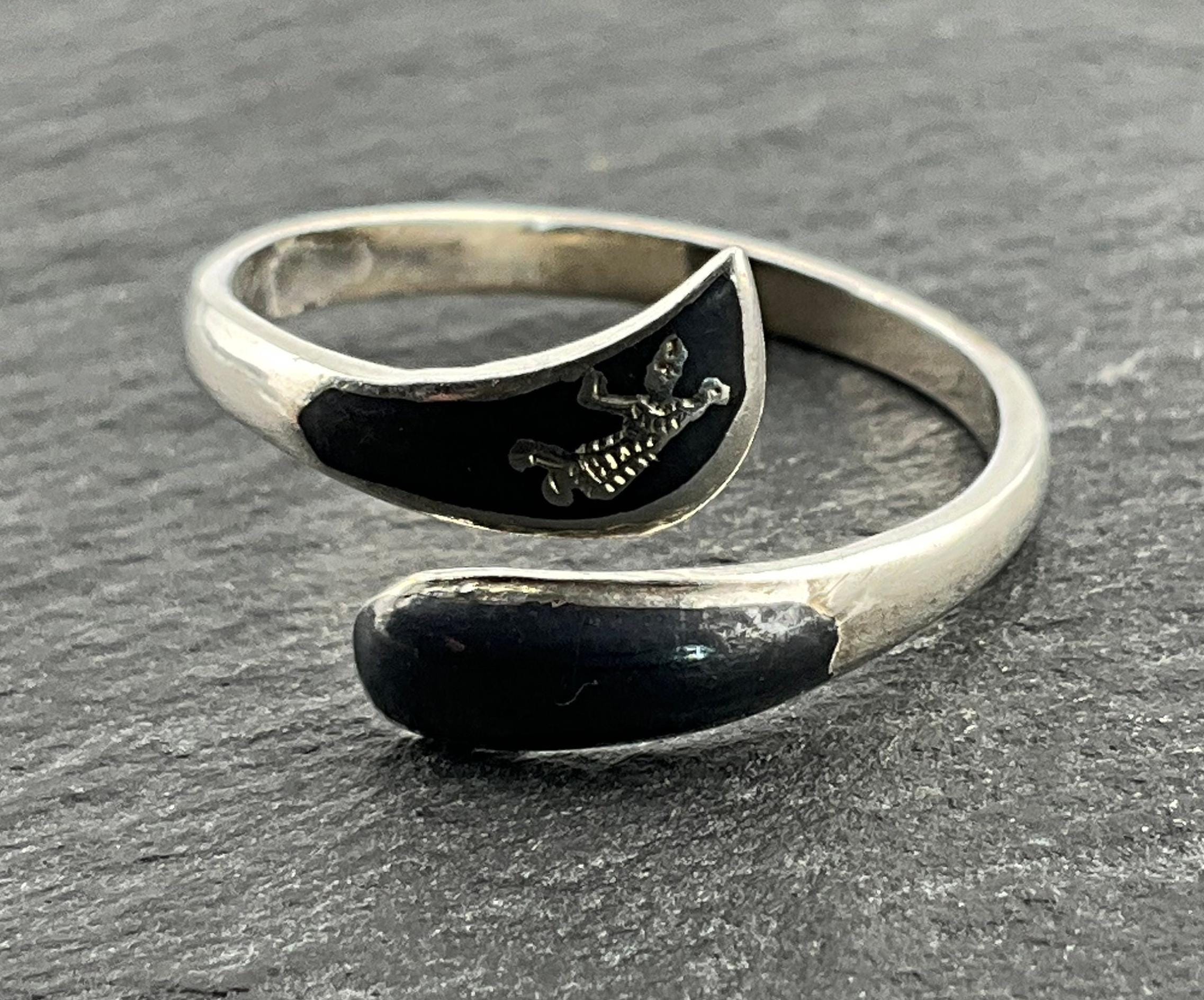 クジャクのダンス　シャムスターリング Vintage Enamel Siam Dancer Sterling Silver Torque Ring, UK Size J