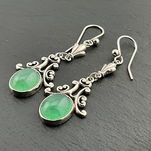 Brincos pendentes vintage de prata esterlina jade