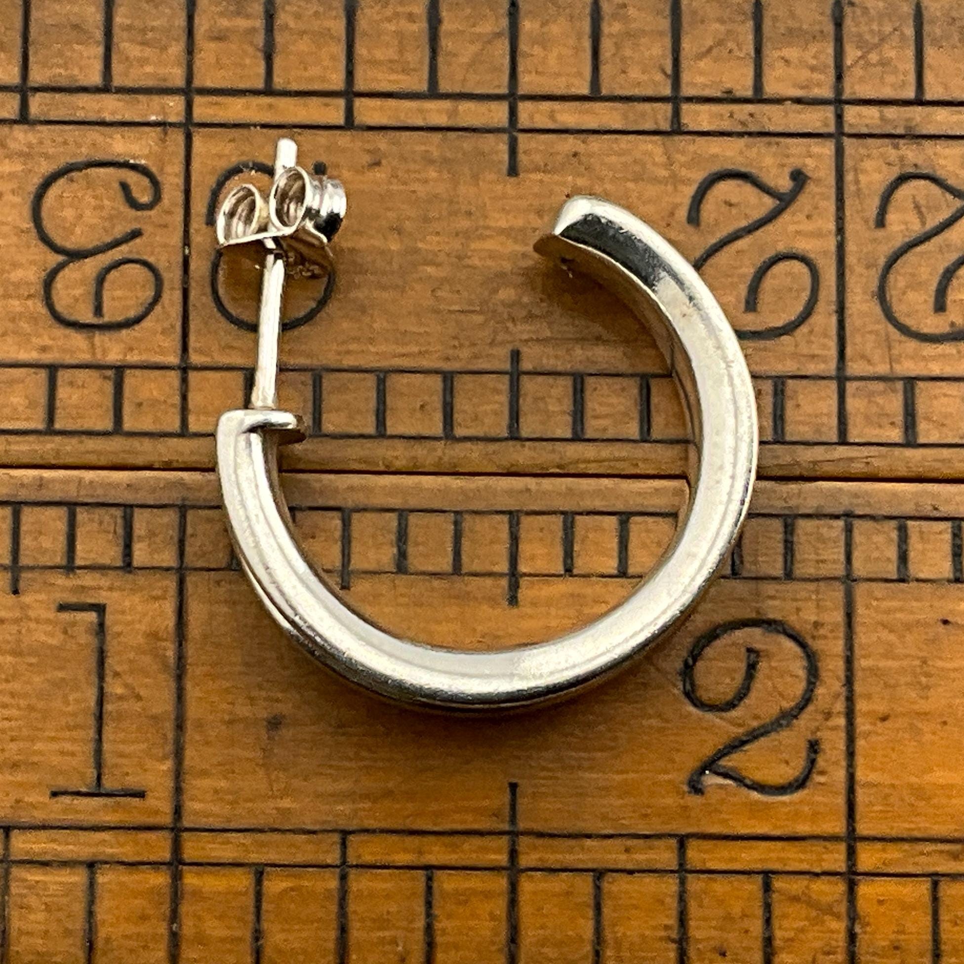 Orecchini vintage in argento sterling con ametista Past Times di Kit