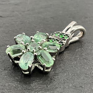 Vintage Green Sapphire & Diopside Flower Cluster Sterling Silver Pendant Necklace
