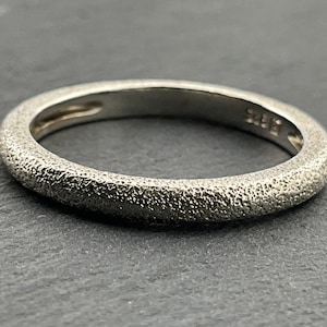 Vintage Sterling Silver Textured Band Ring, UK Size S, US Size 9 1/4, EU Size 60
