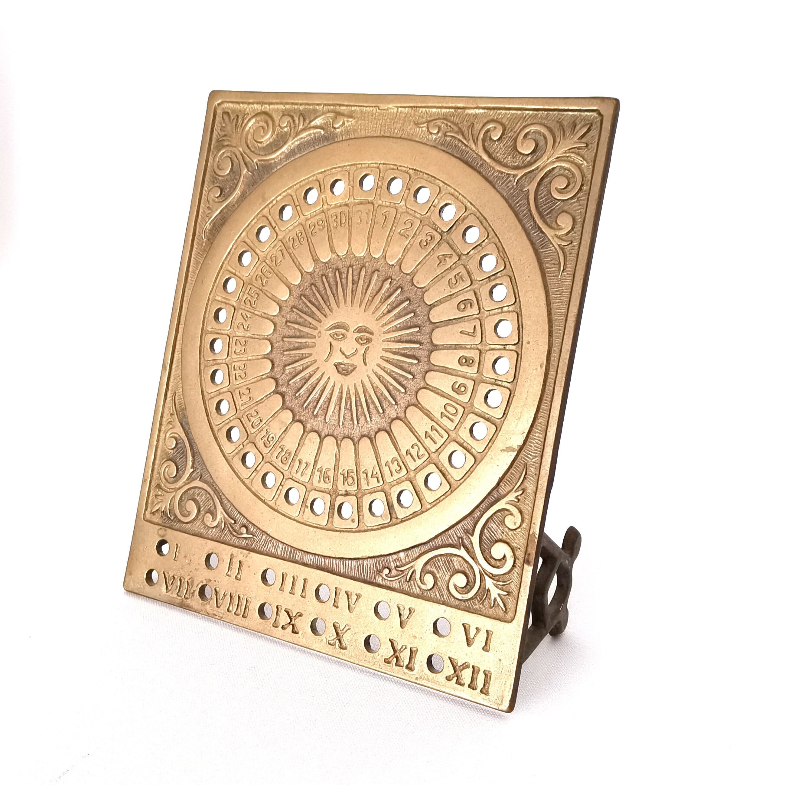 Calendrier Perpétuel en Laiton/Perpetual Brass Calendar Travail Français