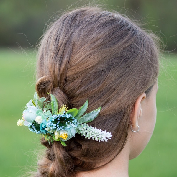 Fake flower hair comb Burgundy flower comb Succulent greenery hair comb Bridal hairpiece Prom hair accessories