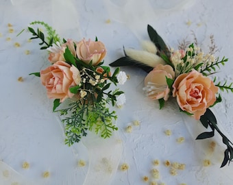 Corsage and boutonniere set Blush roses corsage Blush boutonniere for men Groomsmen boutonniere Dried flowers corsage wrist band