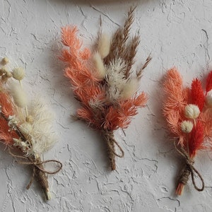 Fall wedding orange blush boutonniere for boho wedding, groom boutonniere with dried orange flowers