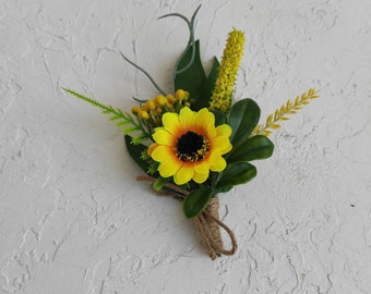 Sunflower boutonniere for fall wedding, fake flower boutonniere for men, wedding button hole