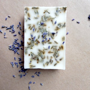 Lavender Jelly artisanal soap with cosmetic active ingredient panthenol provitamin B5 image 4