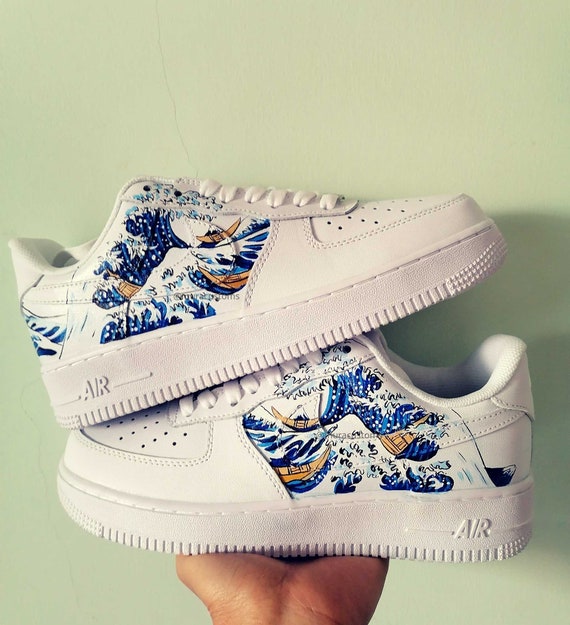Zapatillas pintadas a mano Kanagawa Custom Air Force 1s | Etsy España