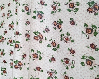 Beautiful Upholstery Drapery Fabric 6+yds x 53 Beige Green Scrolls Wallpaper Baroque Vtg