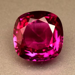 Natural Purple Pink Rhodolite Garnet Certified Cushion Cut 5.80 Ct Loose Gemstone For Ring
