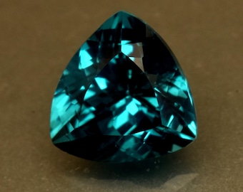 Paraiba Blue Tourmaline Gemstone: 8.25 Ct Trillion Cut, Brazil