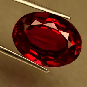 Red Mozambique Ruby Oval Cut 13.05 Ct Loose Gemstone For Pendent Use