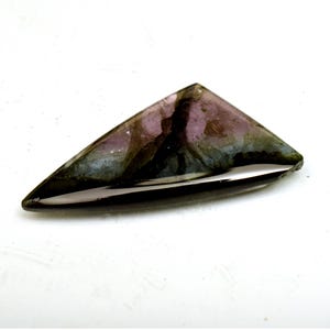 Certified Bi-Color Tourmaline Cabochon: 22.70 ct Trillion Gemstone