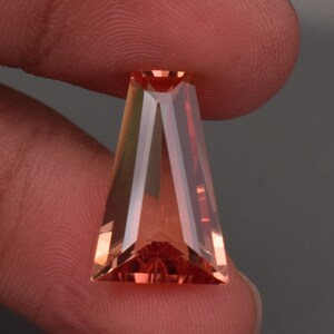 Naturlig kejserlig topas, 7,35 ct, fancy cut ädelsten
