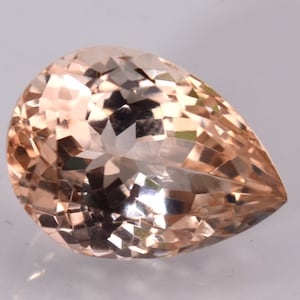 Prezioso topazio imperiale naturale Sherry da 7,71 ct, impeccabile, proveniente dal Brasile, con eccellente taglio a pera, pietra preziosa sfusa con certificato.